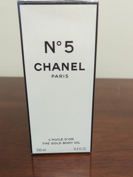 CHANEL Other - CHANEL N°5 The Gold Body Oil In Original Unopened White & Black Packaging